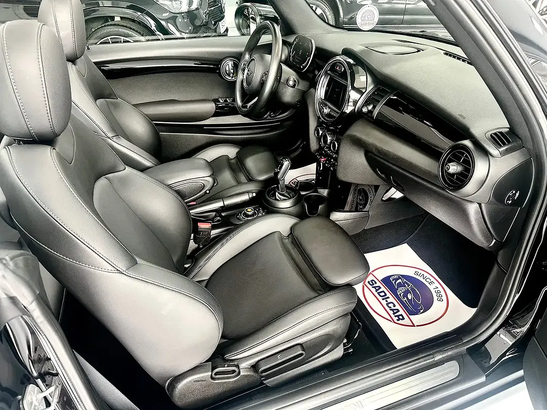 MINI Cooper Cabrio - Thumbnail 13