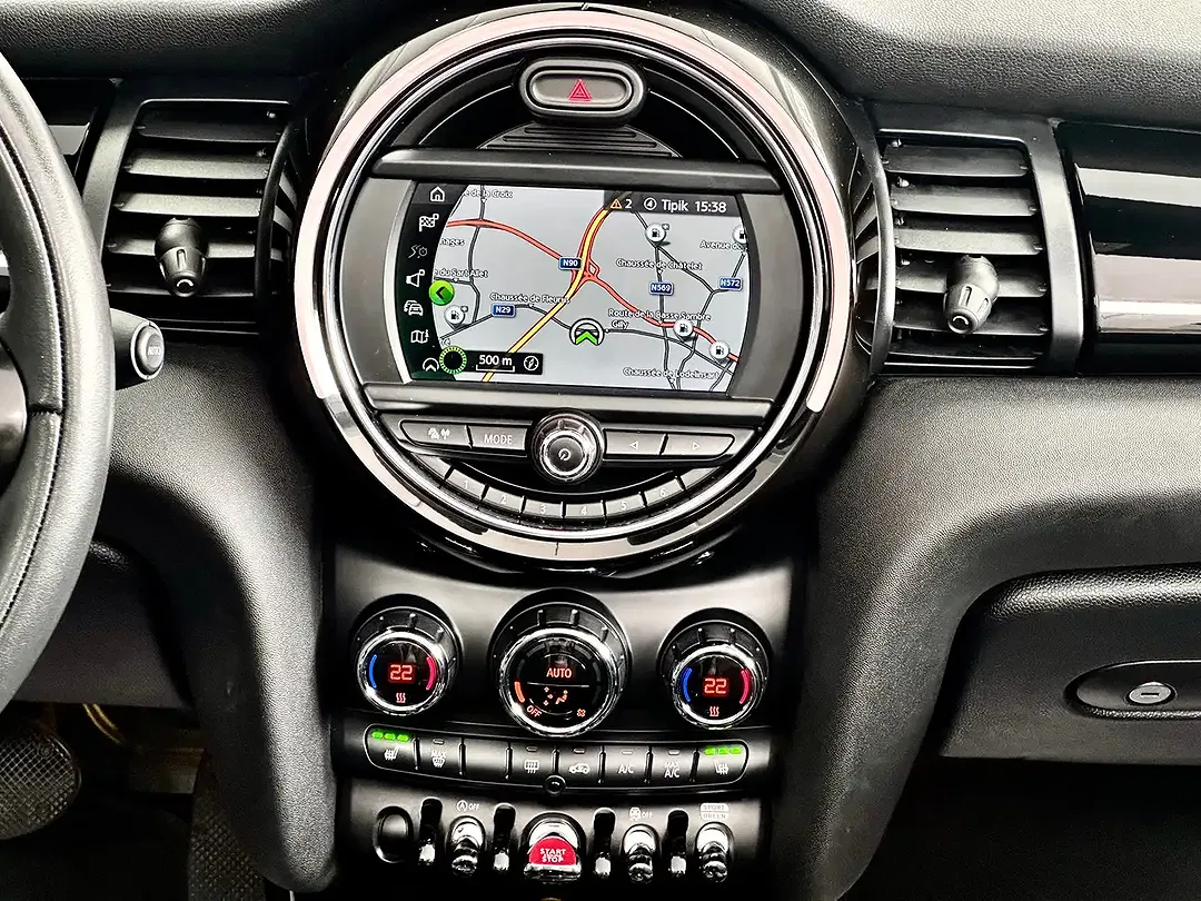 MINI Cooper Cabrio - Thumbnail 15