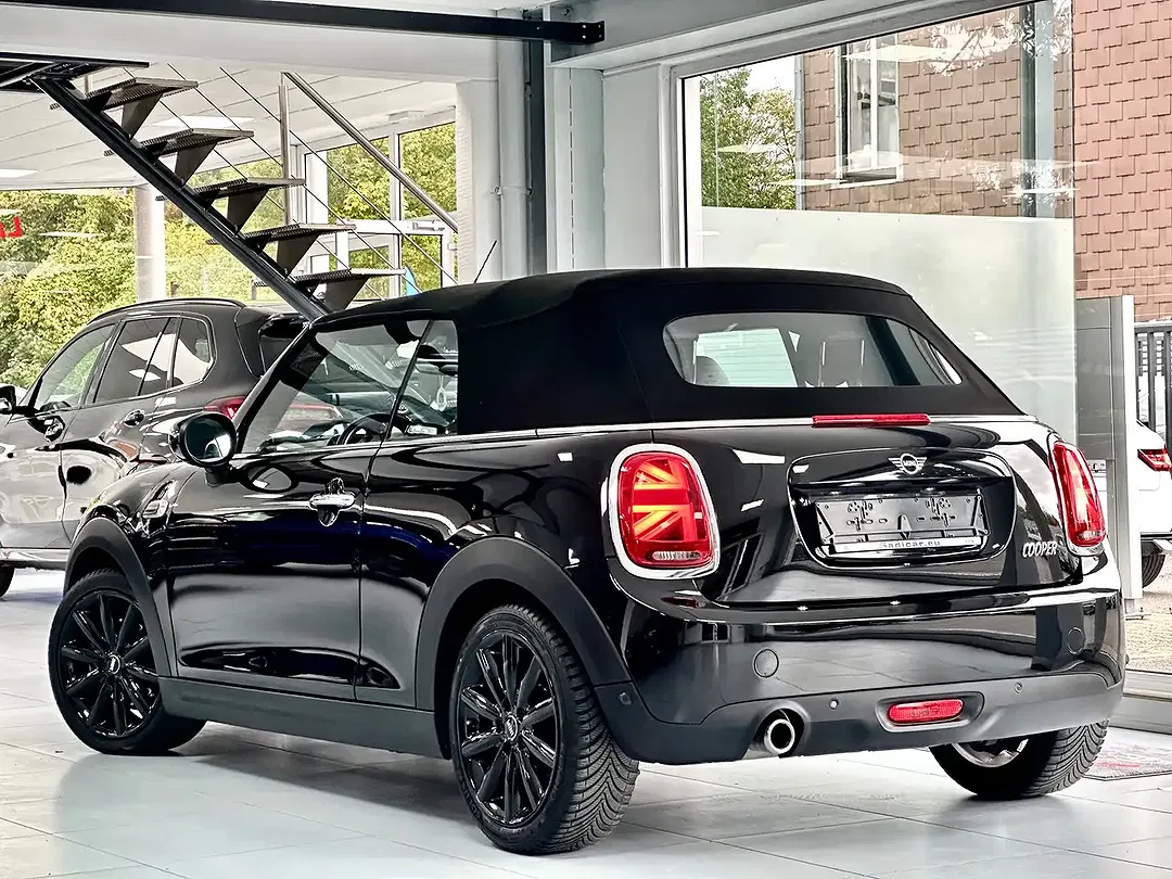 MINI Cooper Cabrio - Thumbnail 4