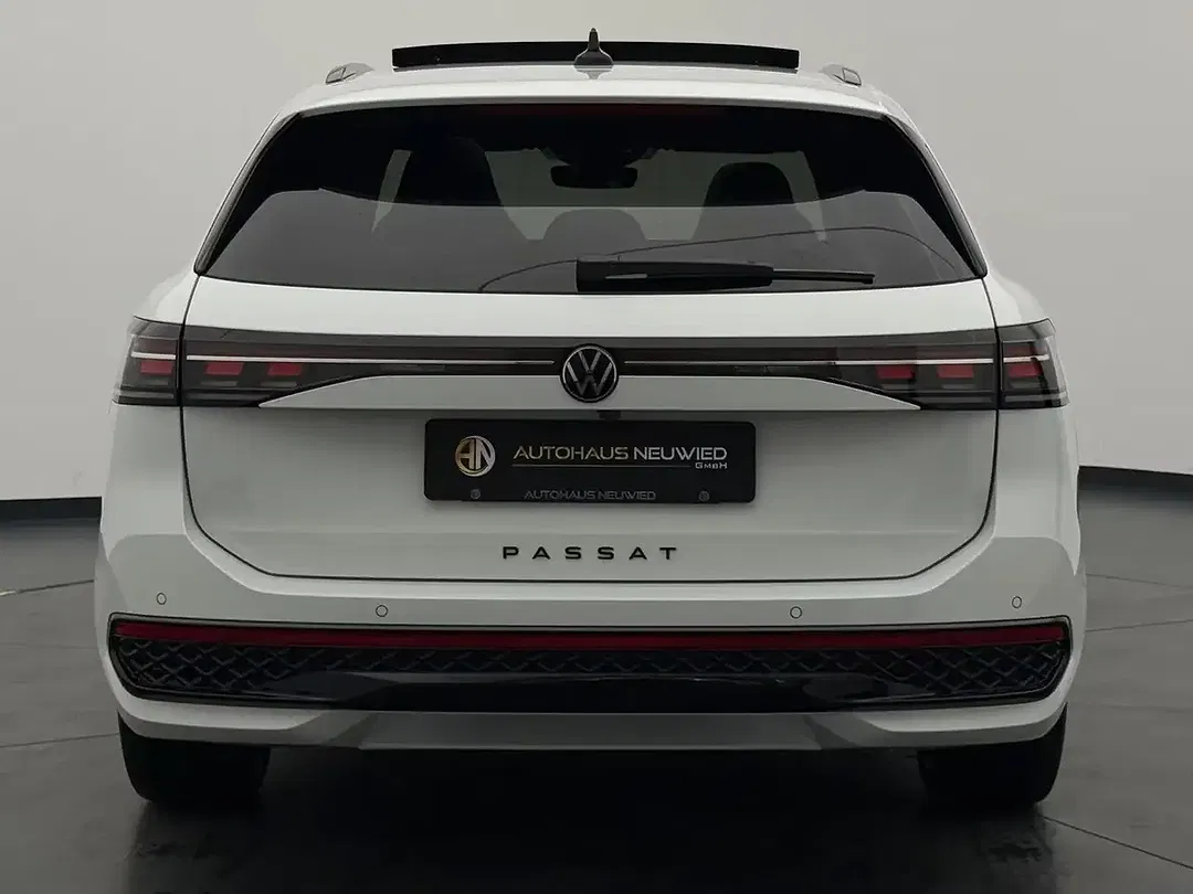 Volkswagen Passat Variant - Thumbnail 10