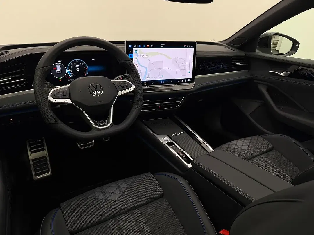 Volkswagen Passat Variant - Thumbnail 15