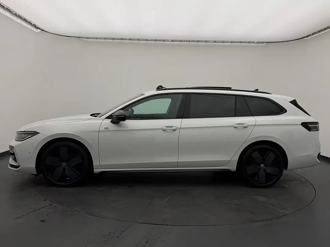Volkswagen Passat Variant - Thumbnail 6