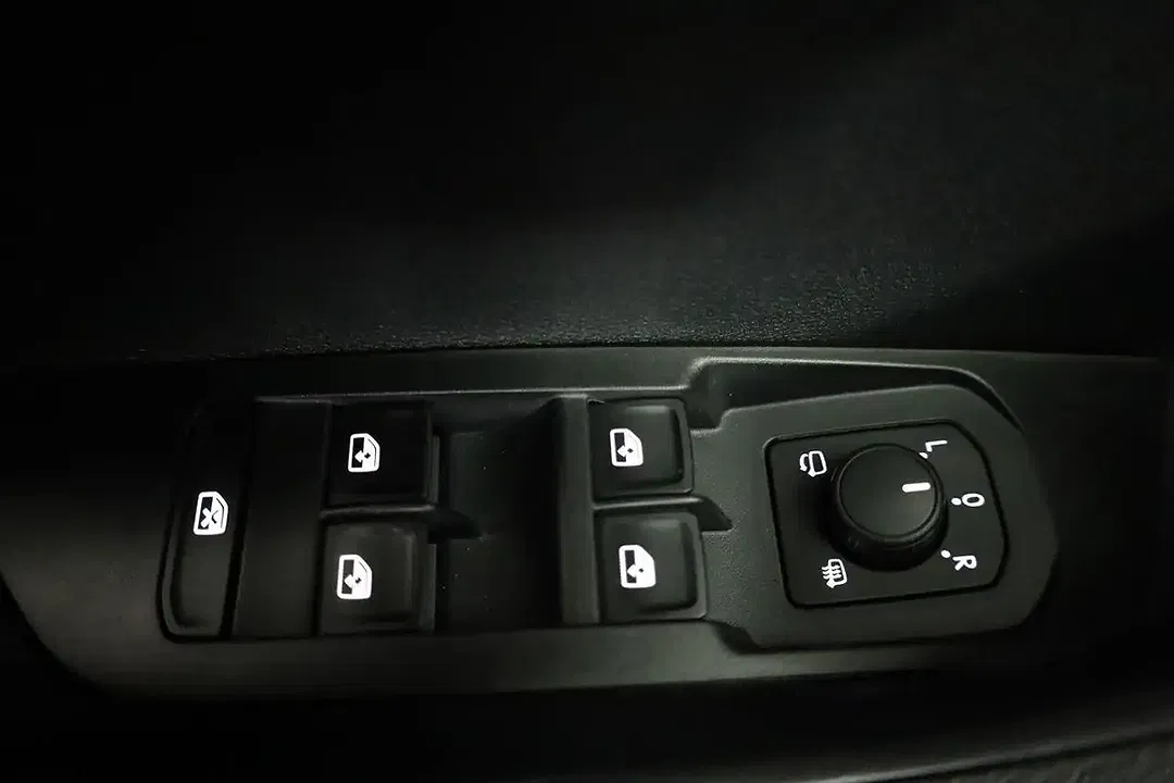 Skoda Karoq - Thumbnail 7