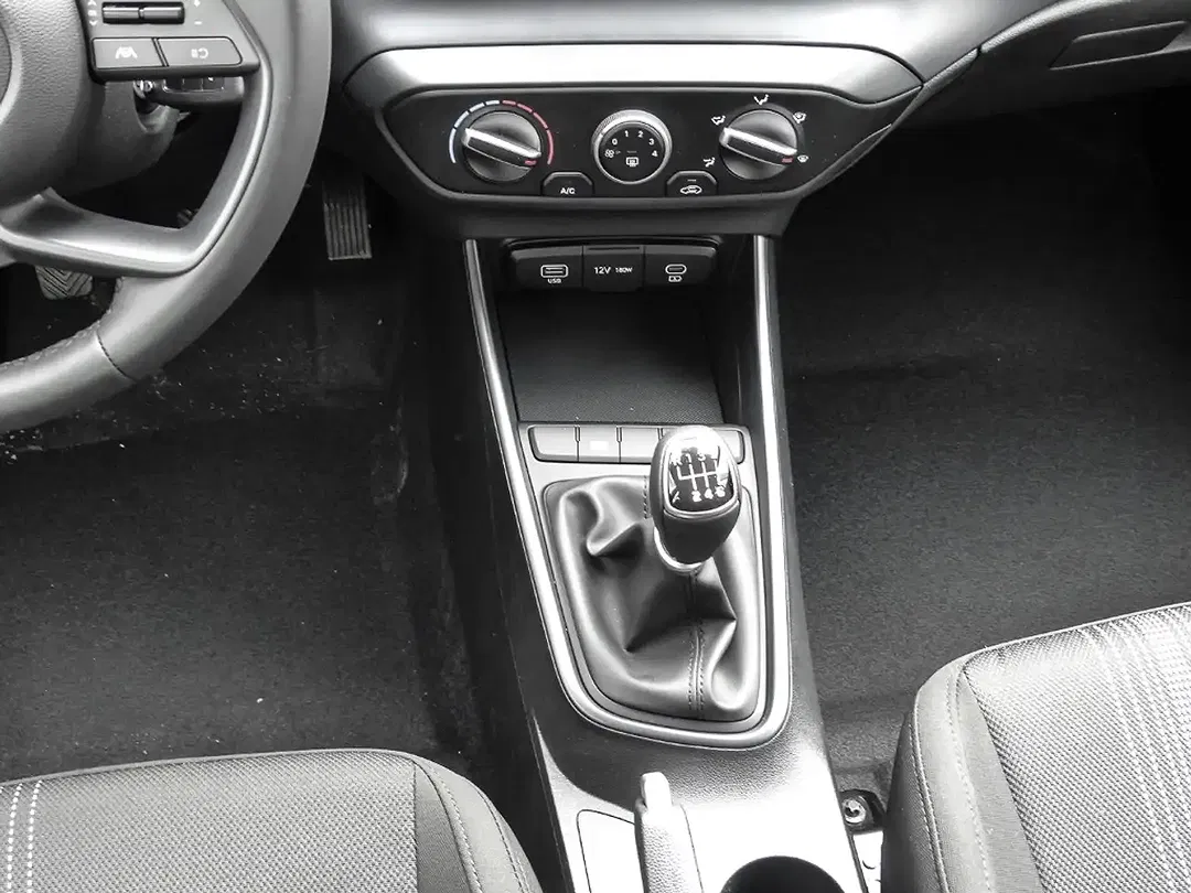 Hyundai i20 - Thumbnail 10