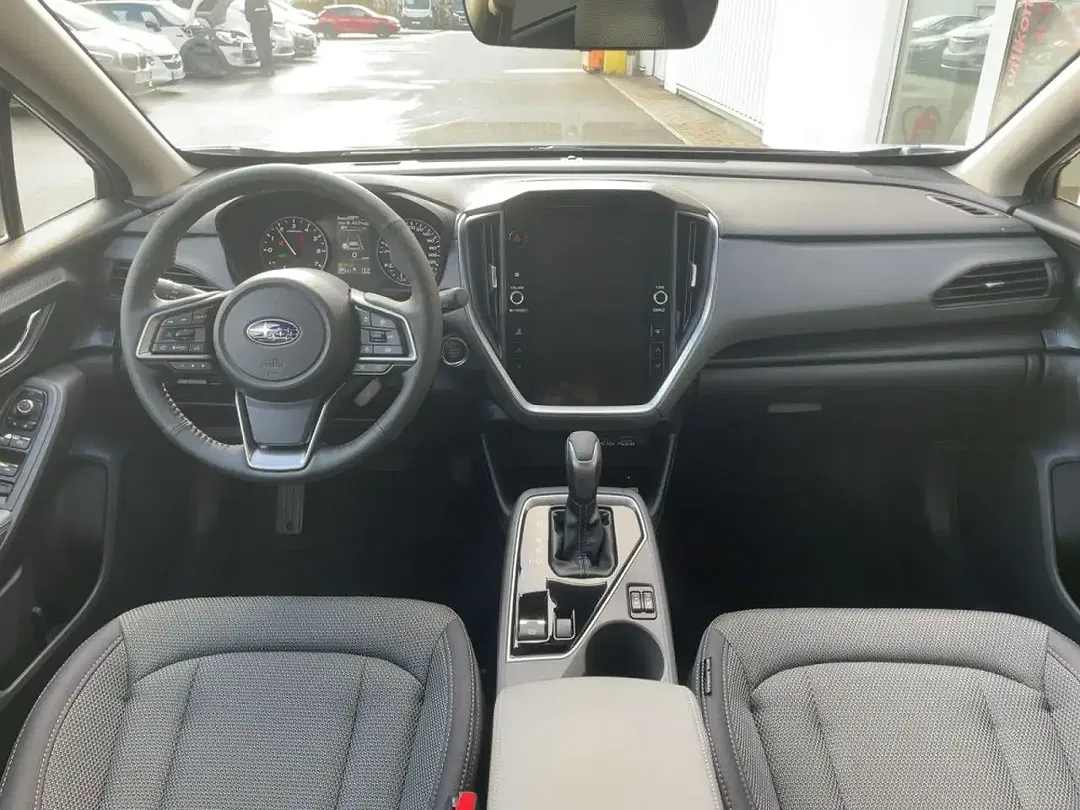 Subaru Crosstrek - Thumbnail 6