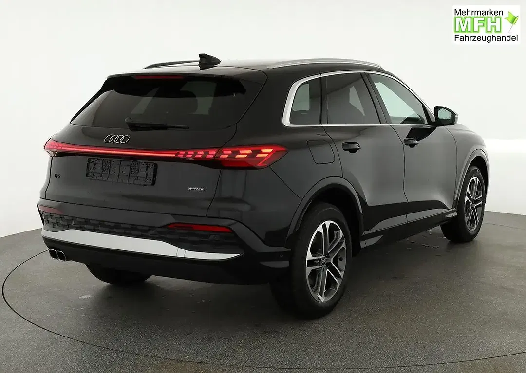 Audi Q5 - Thumbnail 2
