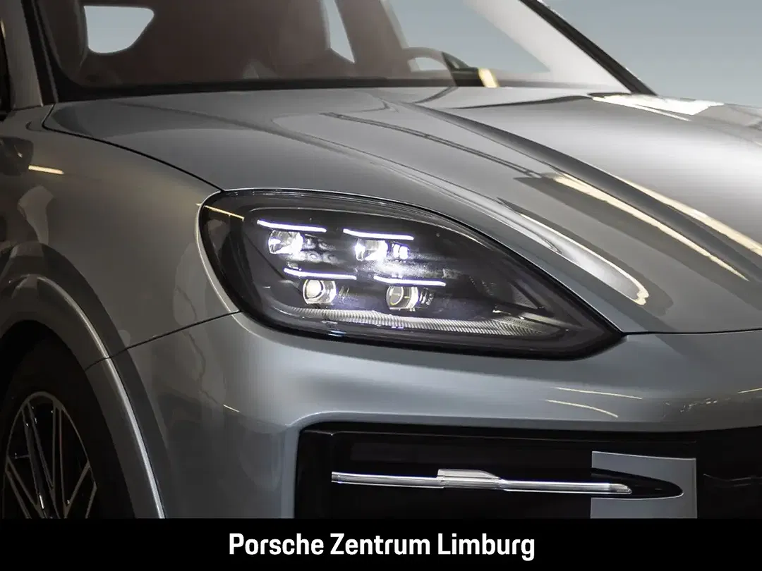 Porsche Cayenne - Thumbnail 9