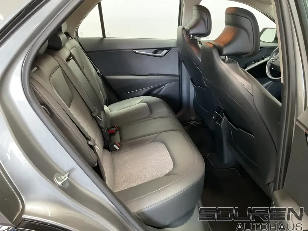 Kia Niro - Thumbnail 10