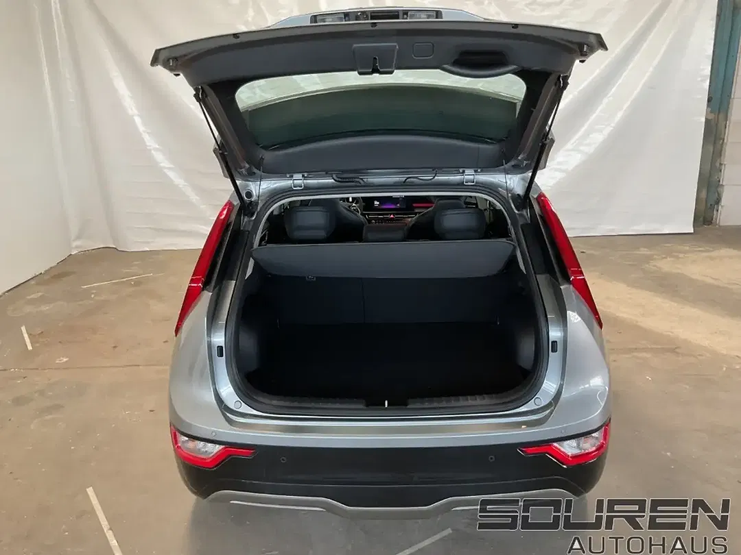 Kia Niro - Thumbnail 11