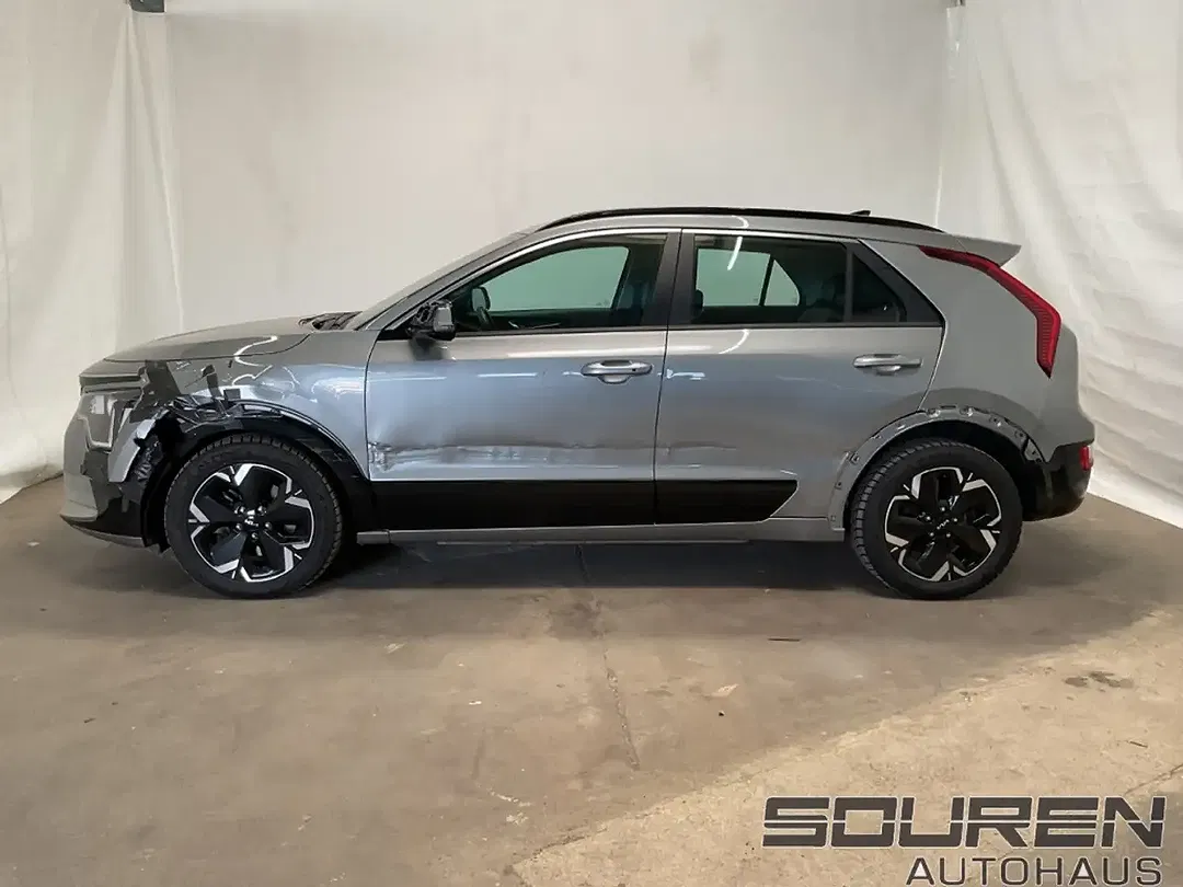 Kia Niro - Thumbnail 2