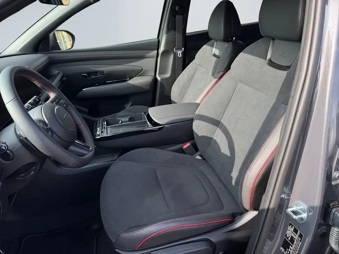 Hyundai TUCSON - Thumbnail 9