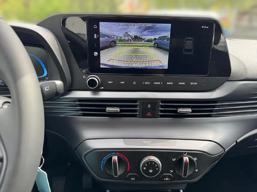 Hyundai i20 - Thumbnail 9