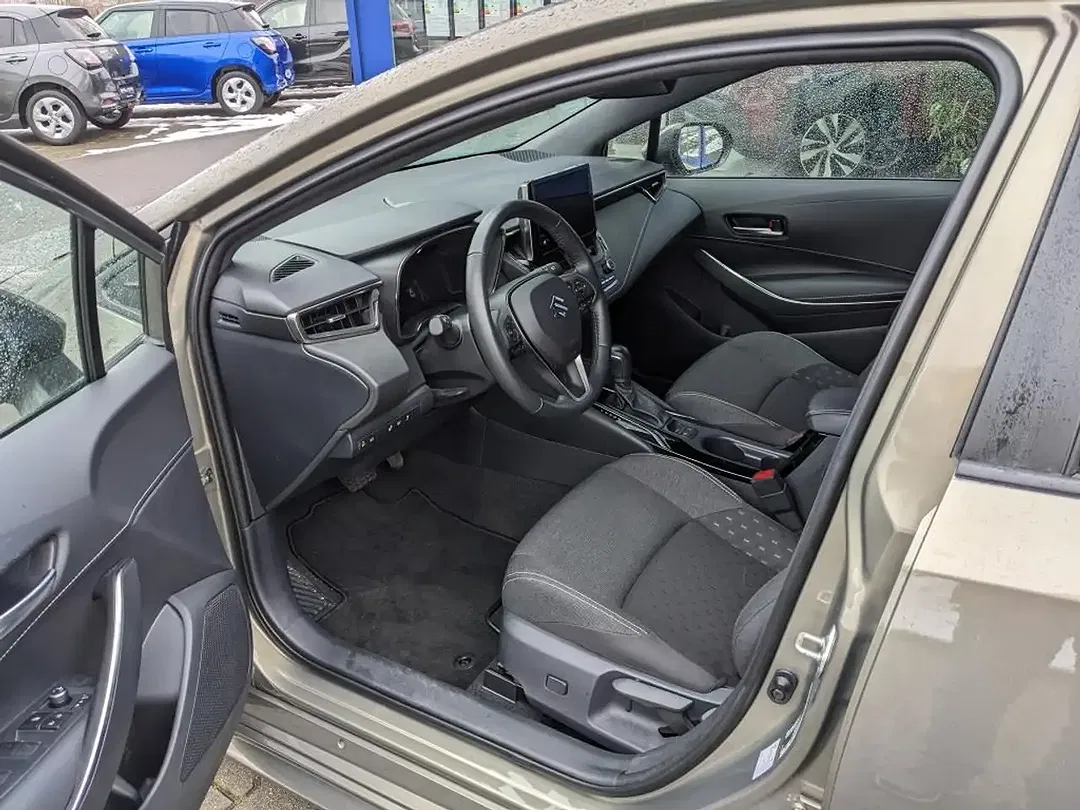 Suzuki Swace Hybrid CVT Comfort+