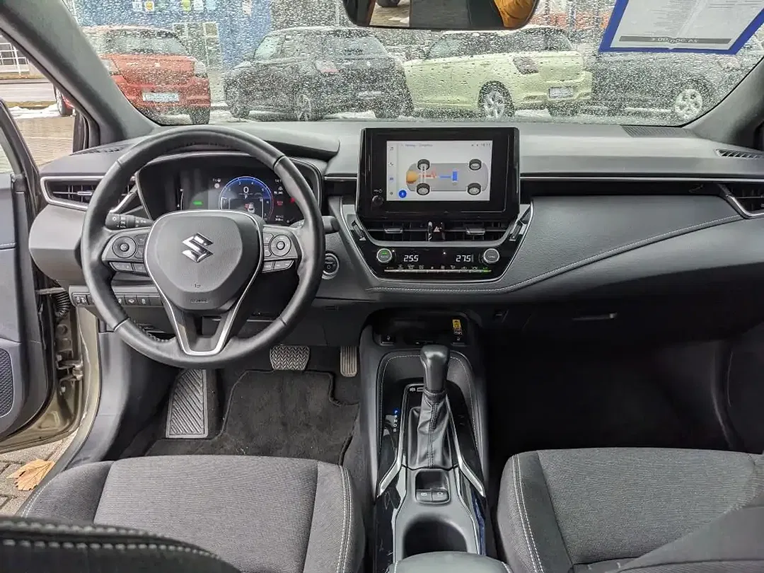 Suzuki Swace - Thumbnail 3