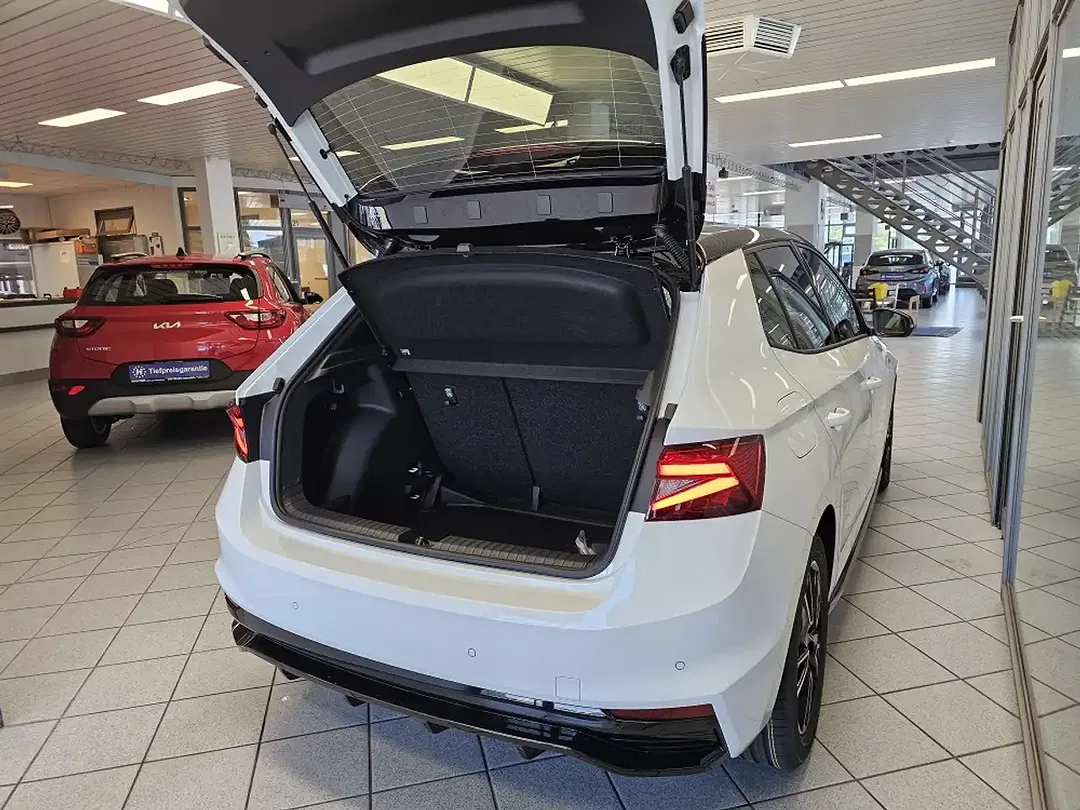 Skoda Fabia - Thumbnail 3