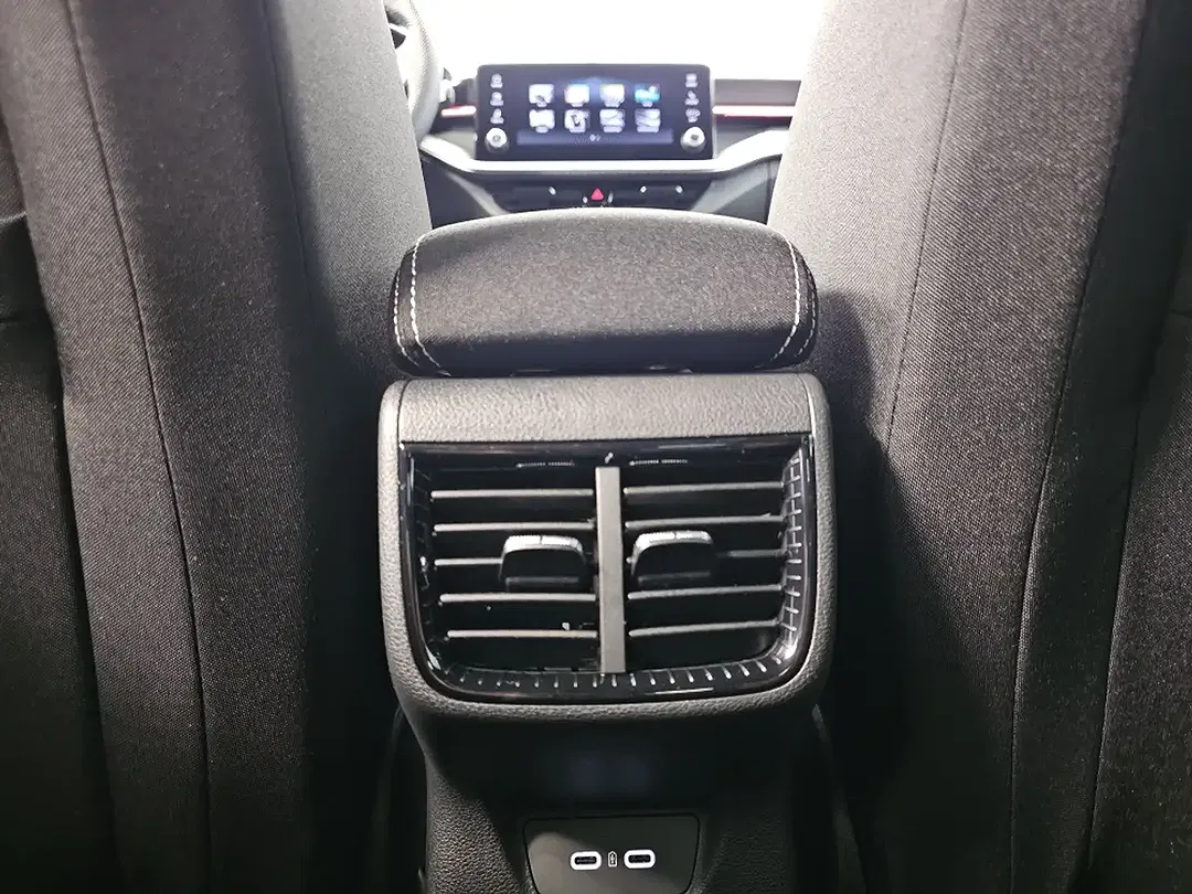 Skoda Fabia - Thumbnail 7