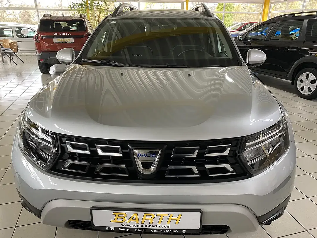 Dacia Duster - Thumbnail 3