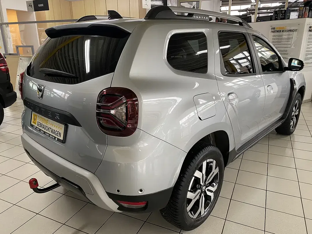 Dacia Duster - Thumbnail 4
