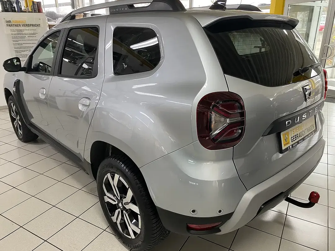 Dacia Duster - Thumbnail 5