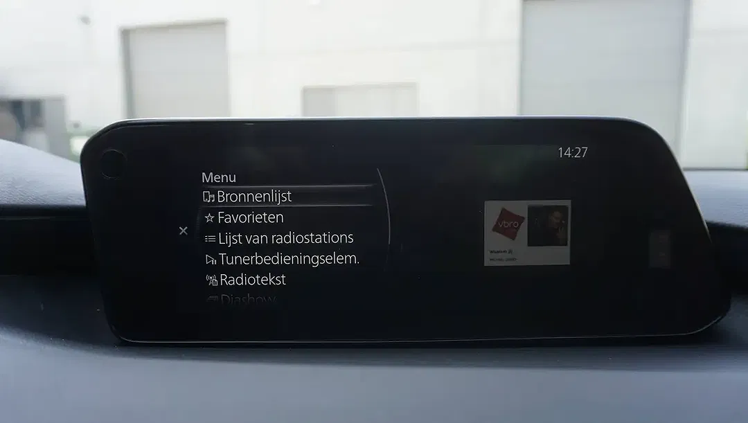 Mazda 3 - Thumbnail 14