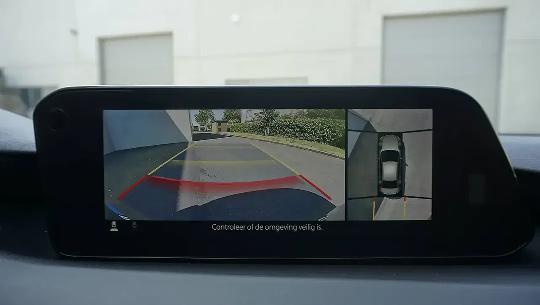 Mazda 3 - Thumbnail 15