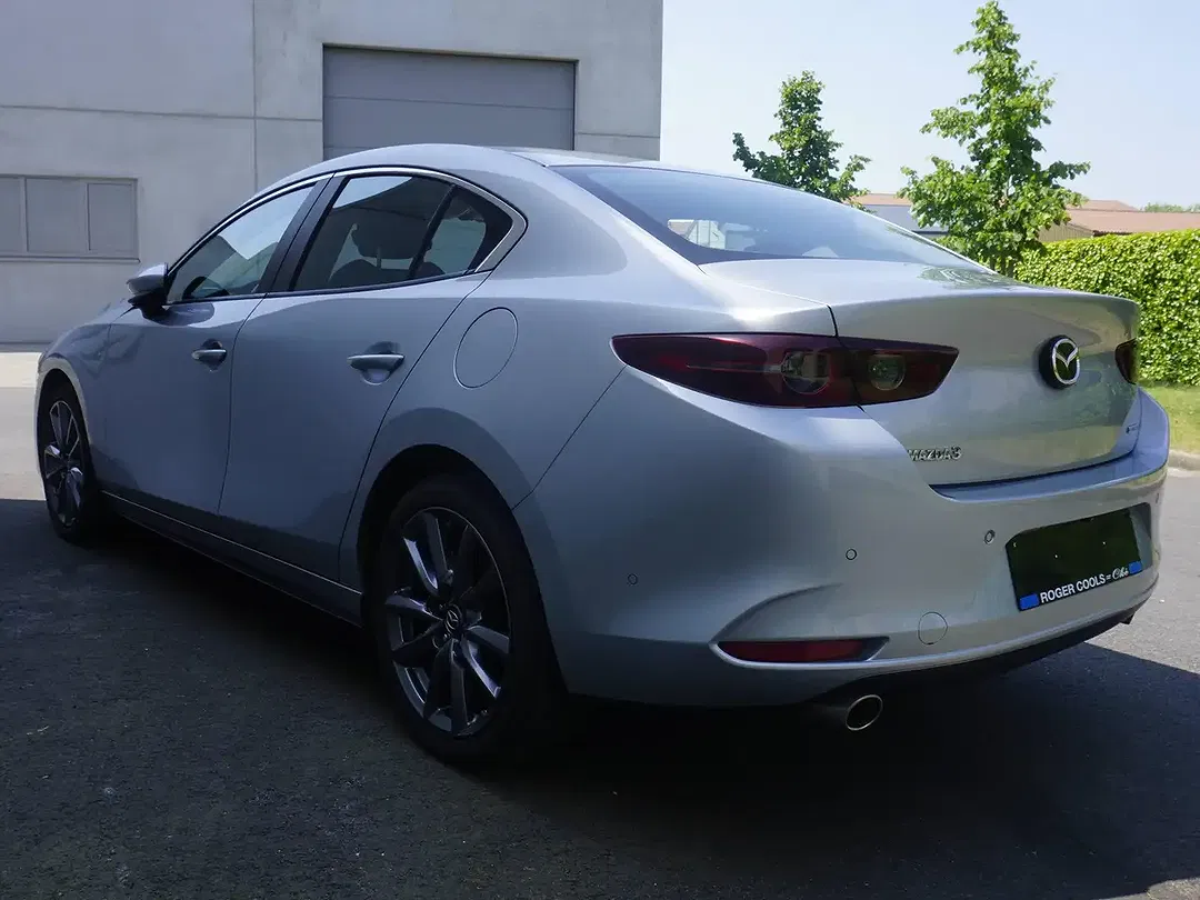 Mazda 3 - Thumbnail 5