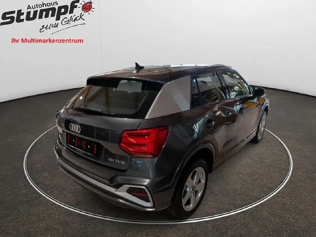 Audi Q2 - Thumbnail 4