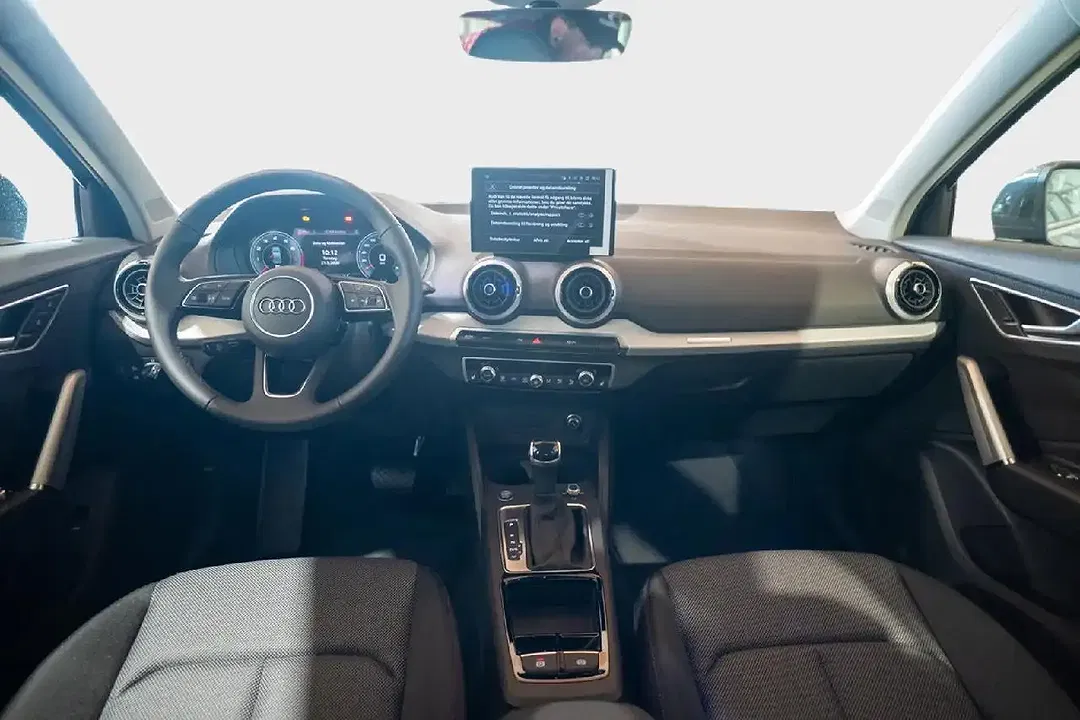 Audi Q2 - Thumbnail 8