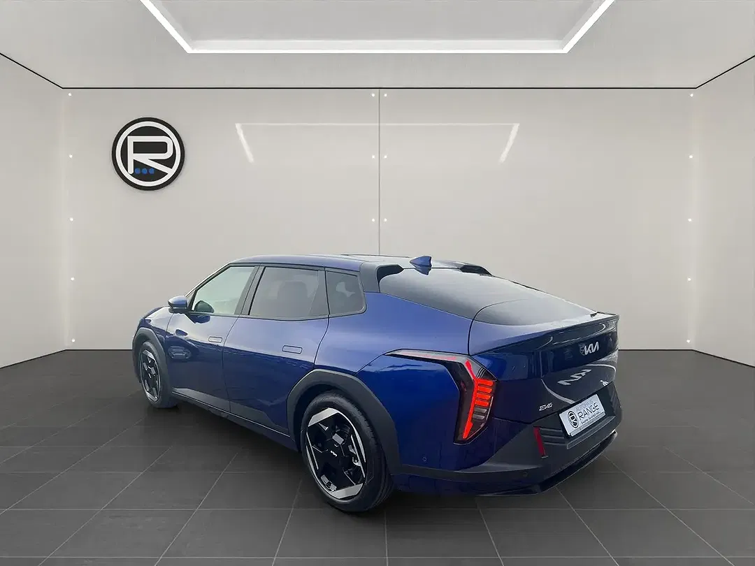 Kia EV4 - Thumbnail 6