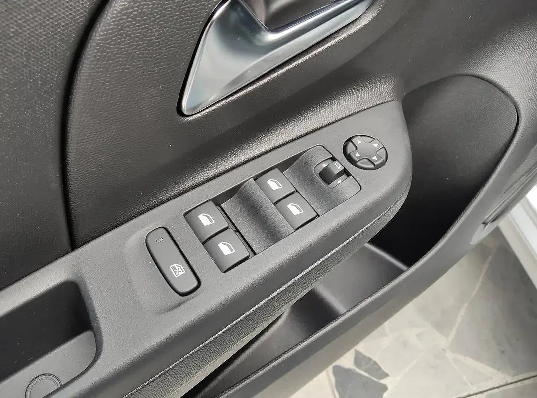 Opel Corsa-e - Thumbnail 10