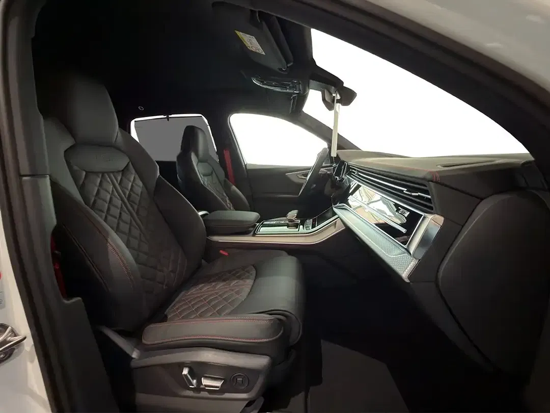 Audi Q7 - Thumbnail 9
