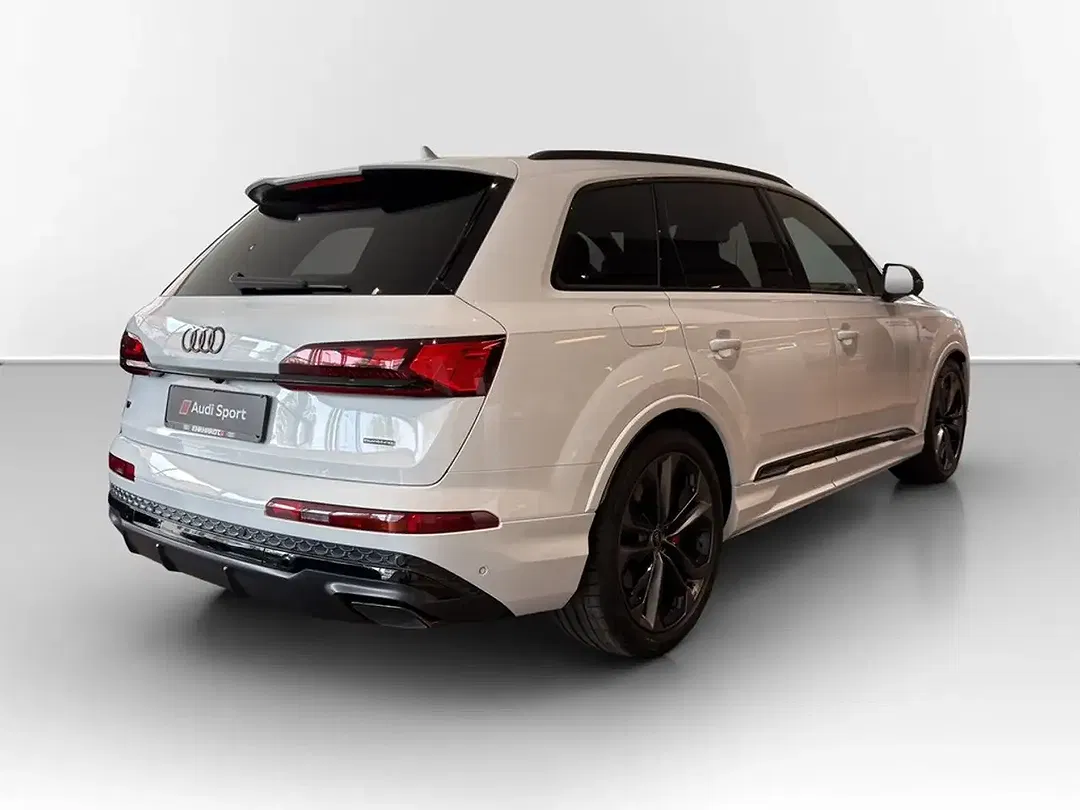 Audi Q7 - Thumbnail 4