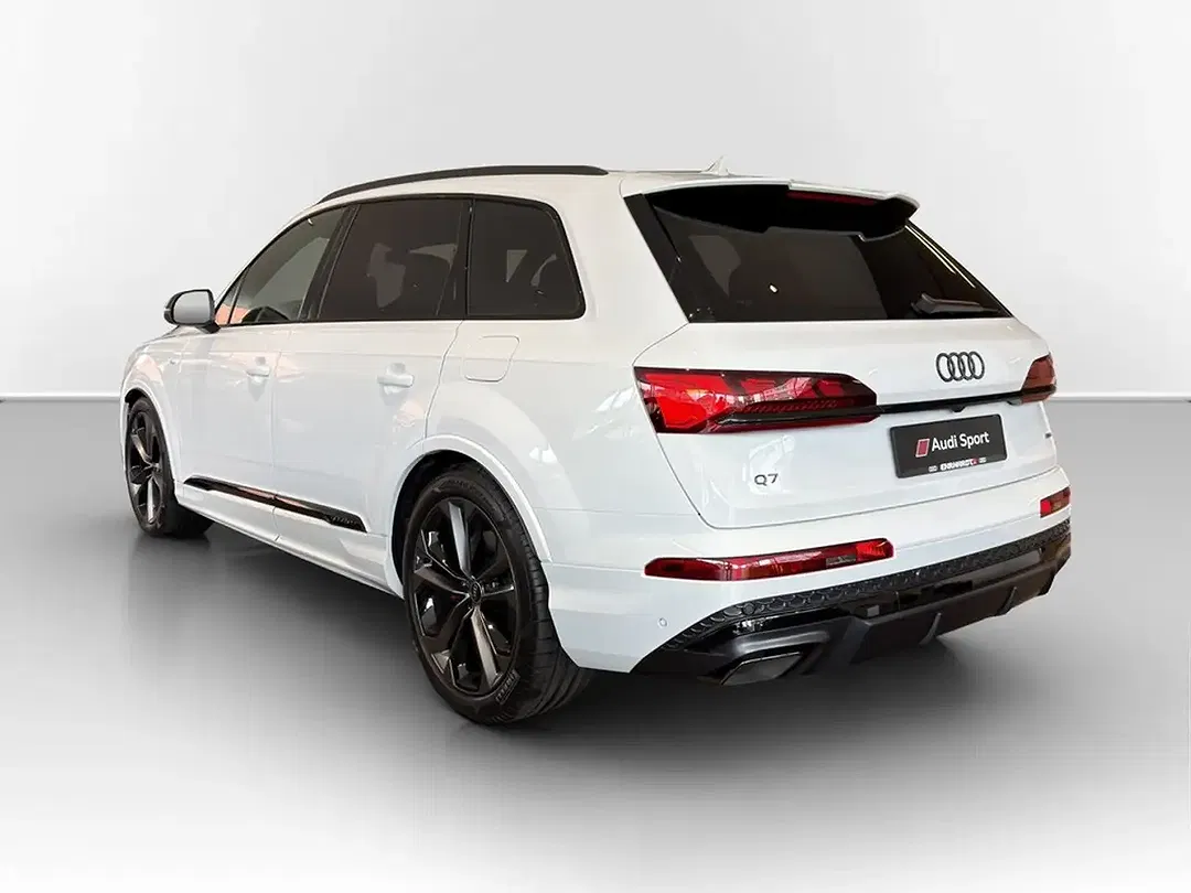 Audi Q7 - Thumbnail 6