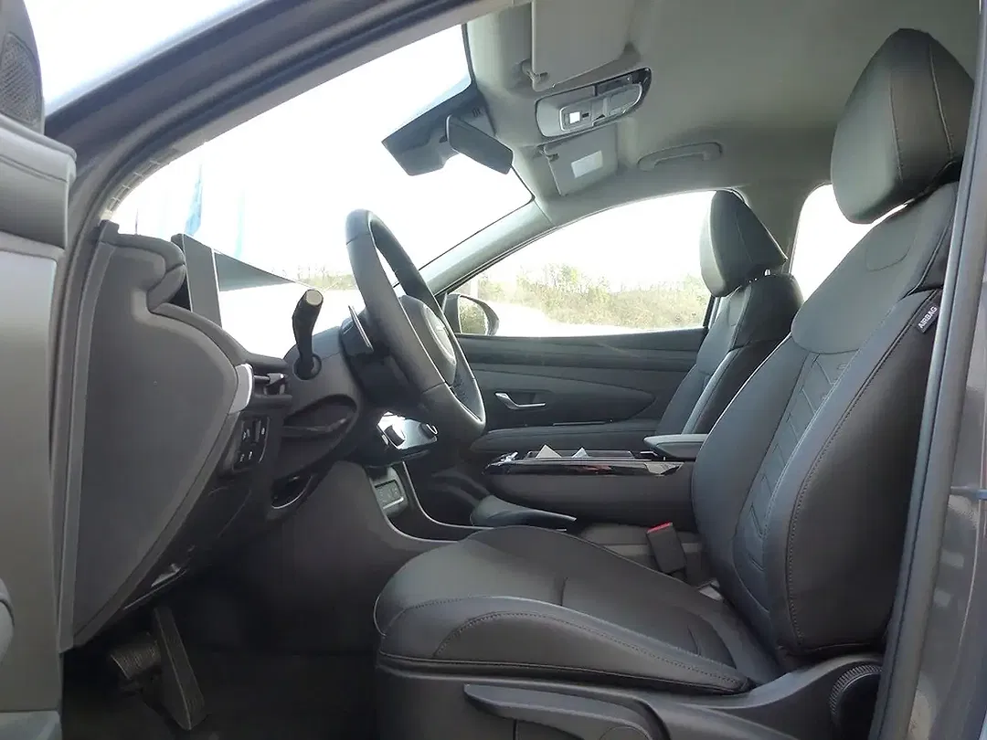 Hyundai TUCSON - Thumbnail 12