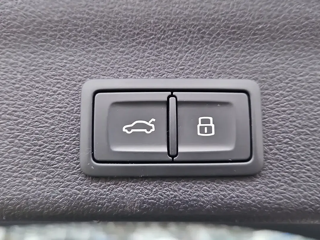 Audi A6 - Thumbnail 14