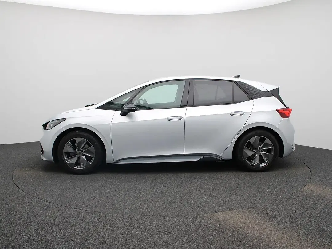 CUPRA Born - Thumbnail 4