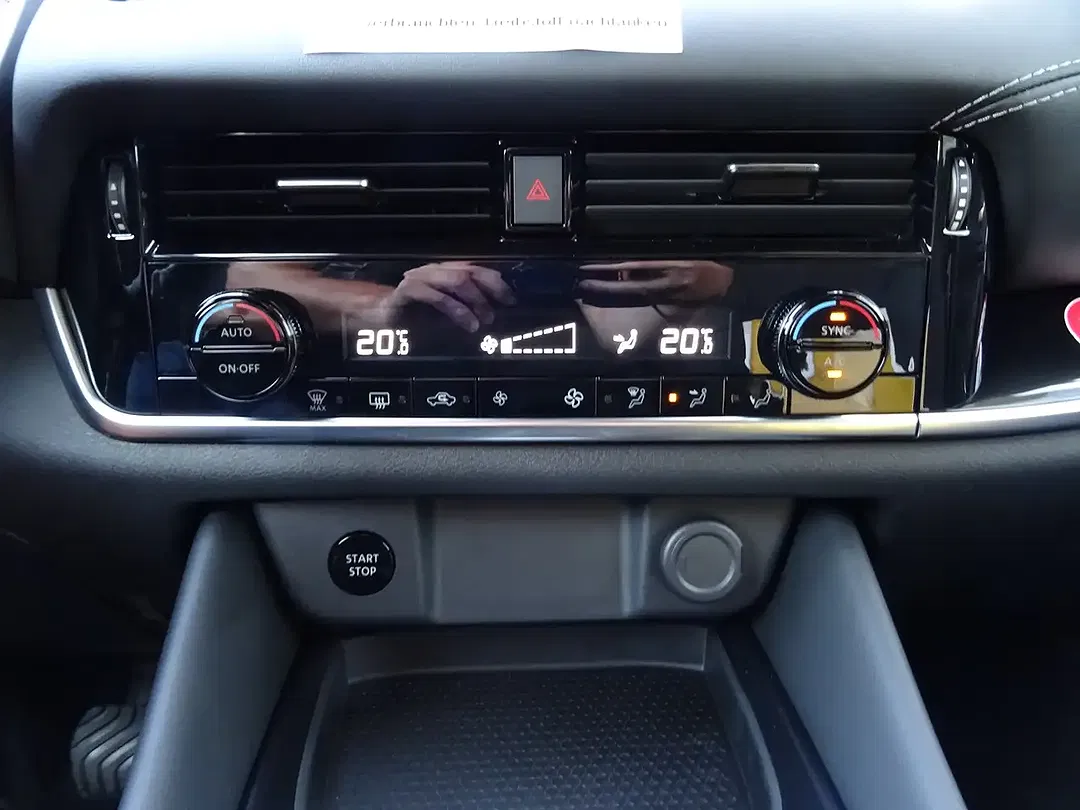 Nissan Qashqai - Thumbnail 10