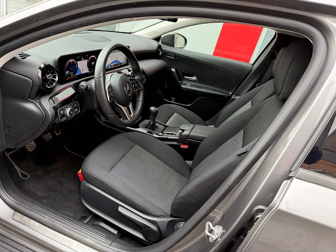 Mercedes-Benz A 180 - Thumbnail 8