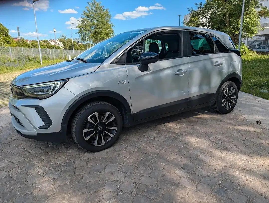 Opel Crossland X - Thumbnail 4