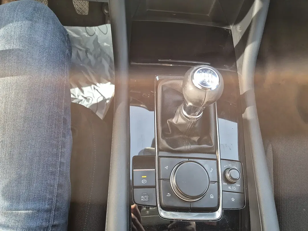 Mazda 3 - Thumbnail 15