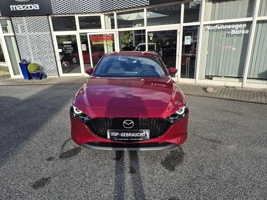 Mazda 3 - Thumbnail 2