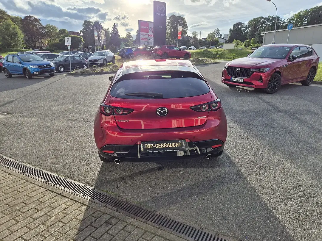 Mazda 3 - Thumbnail 6