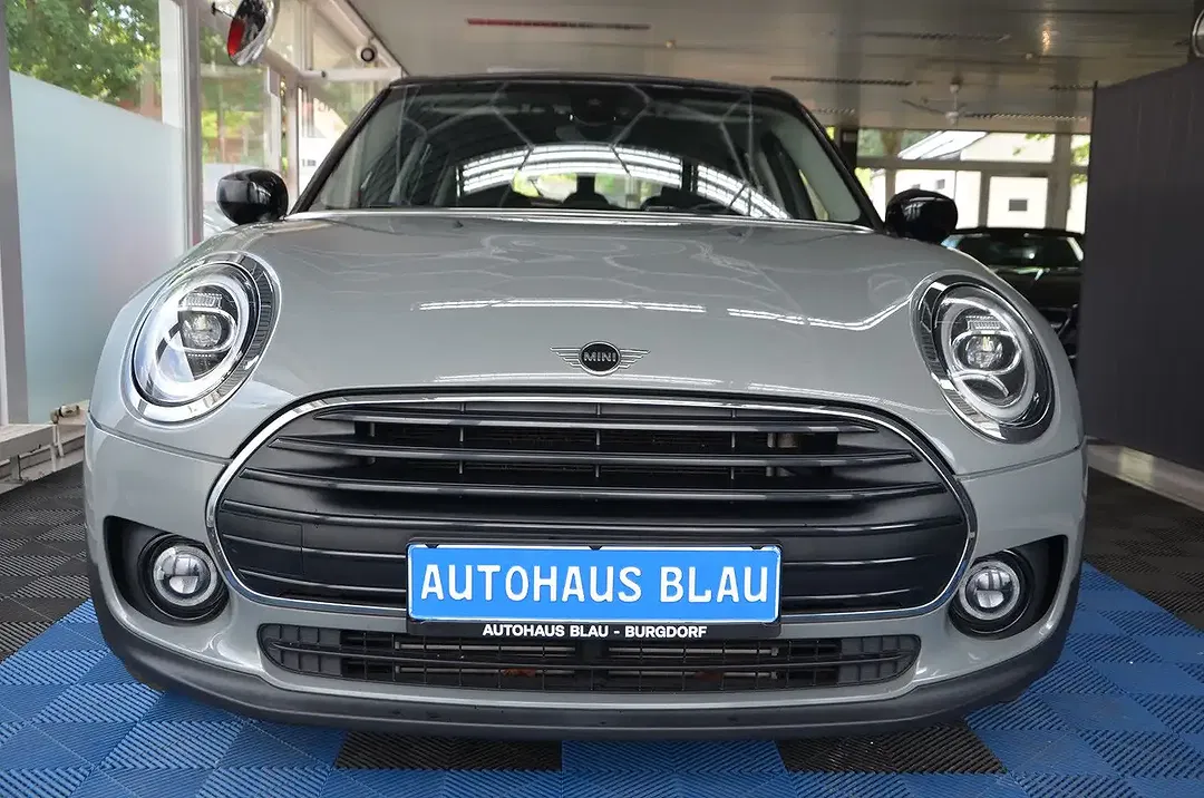 MINI Cooper Clubman - Thumbnail 2