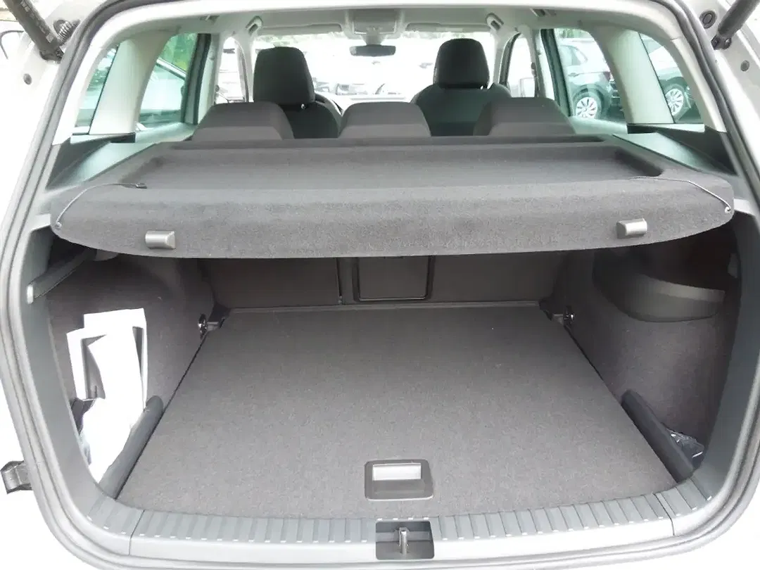 Skoda Karoq - Thumbnail 13