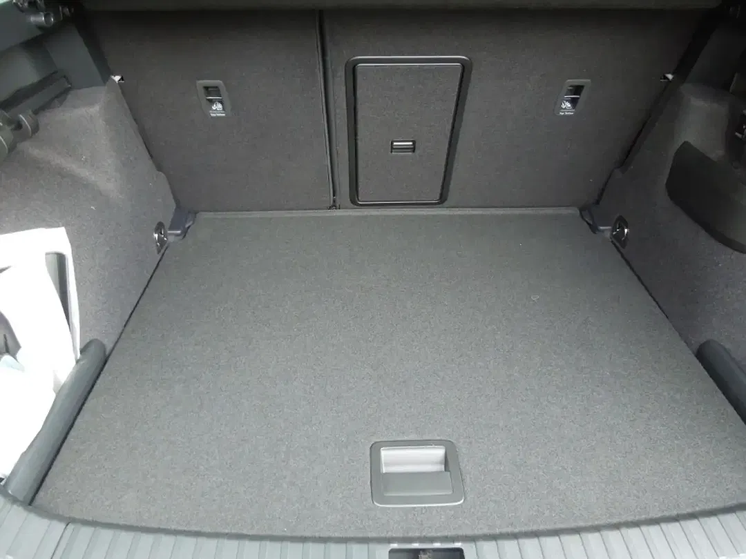 Skoda Karoq - Thumbnail 15