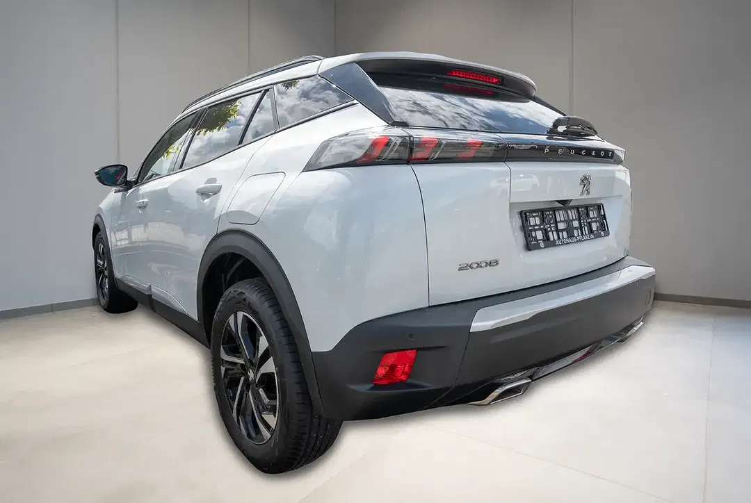 Peugeot 2008 - Thumbnail 4