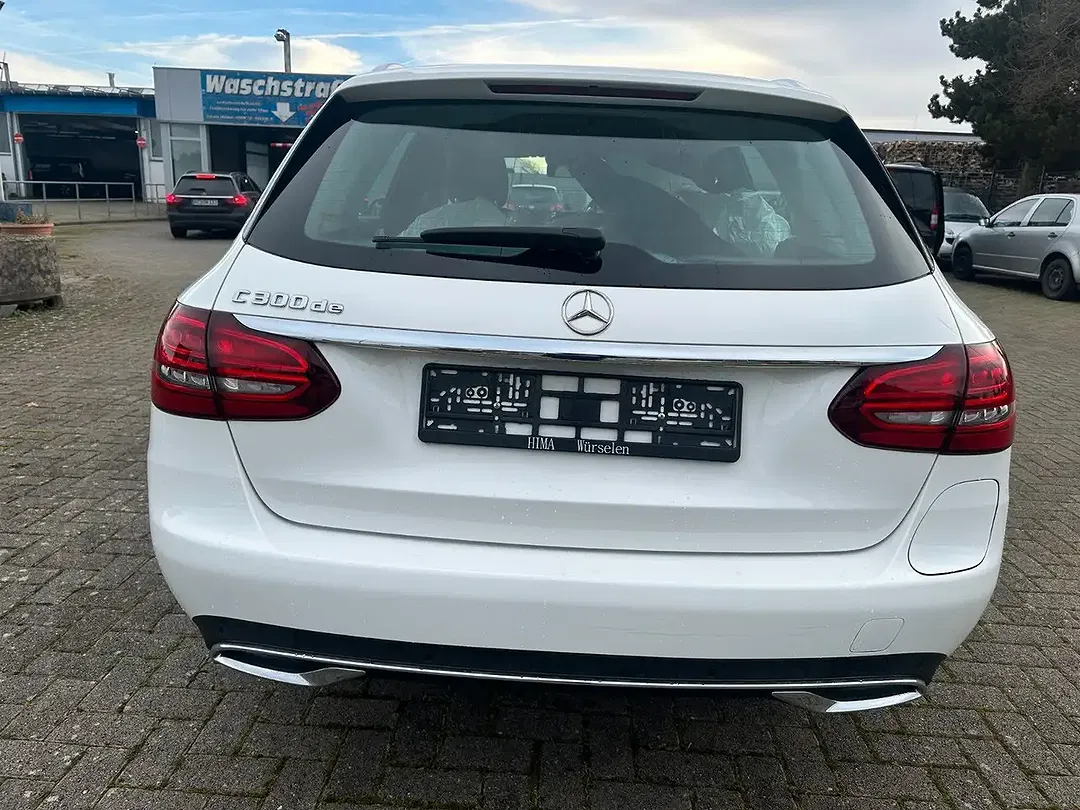 Mercedes-Benz C 300 - Thumbnail 7