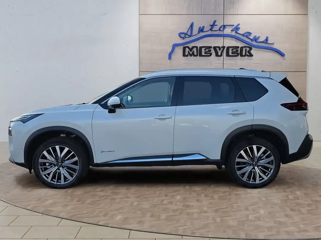 Nissan X-Trail - Thumbnail 2