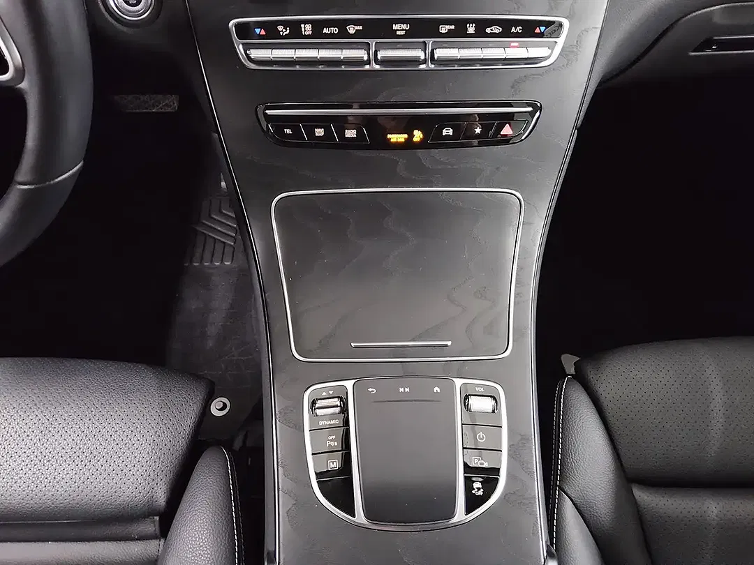 Mercedes-Benz GLC 300 - Thumbnail 5