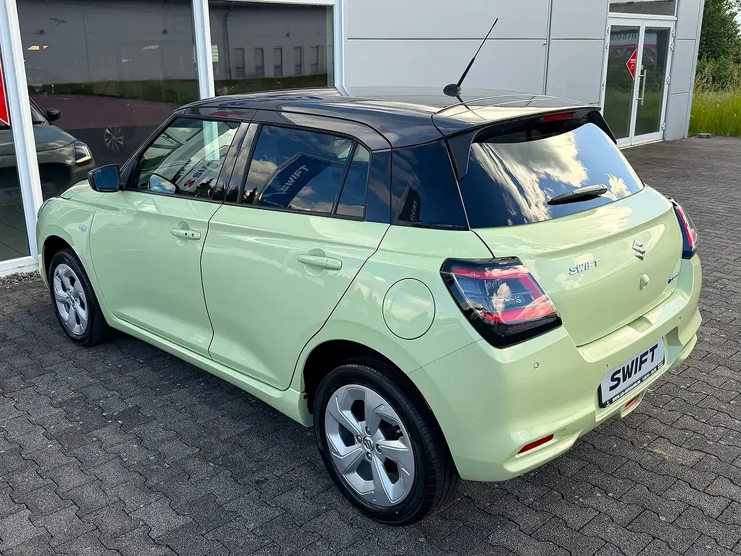 Suzuki Swift - Thumbnail 5